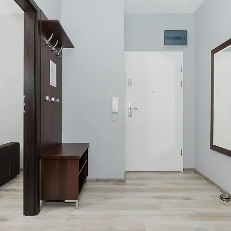 Jantar Lighthouse Port דירה קולובז'ג