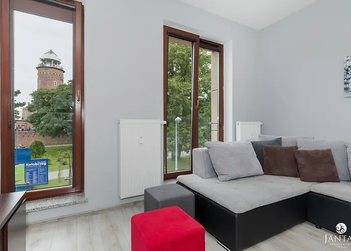 Jantar Lighthouse Port Apartment *